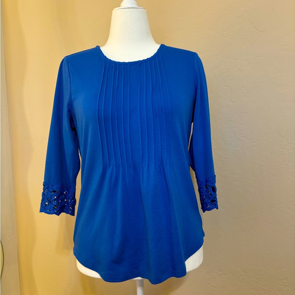 DRAPER’S & DAMONS Royal Blue Smocked Top 3/4 Sleeves with Lace Size Medium NWOT